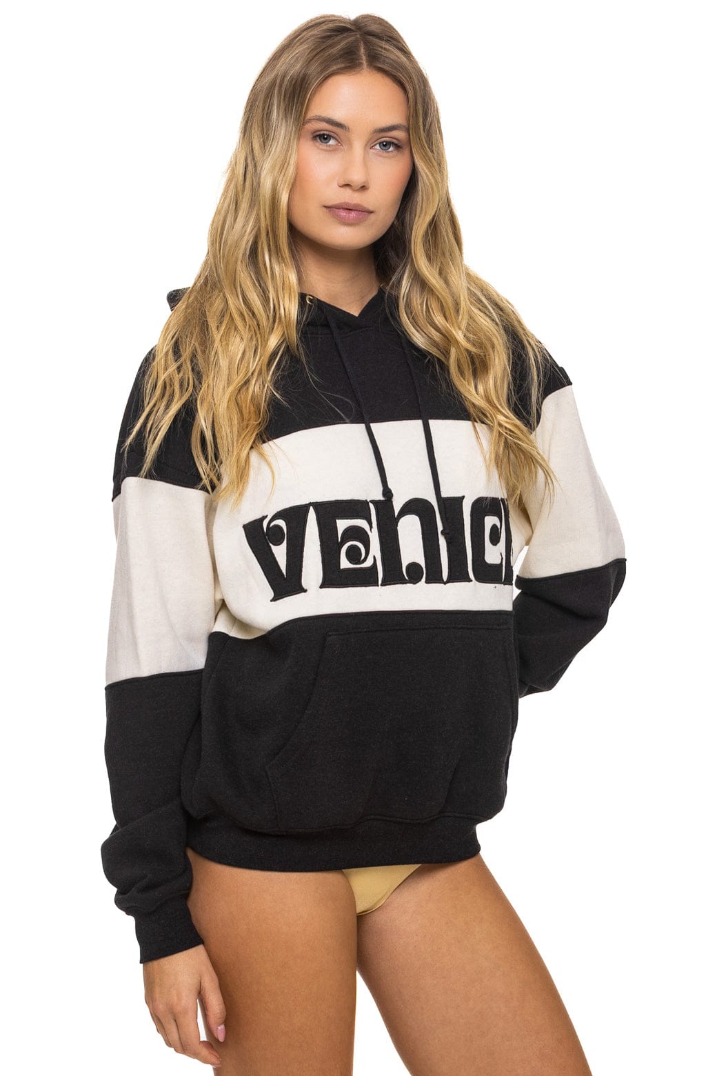 VENICE EMBROIDERY COLOR BLOCK PULLOVER HOODIE RELAXED - BLACK VINTAGE WHITE