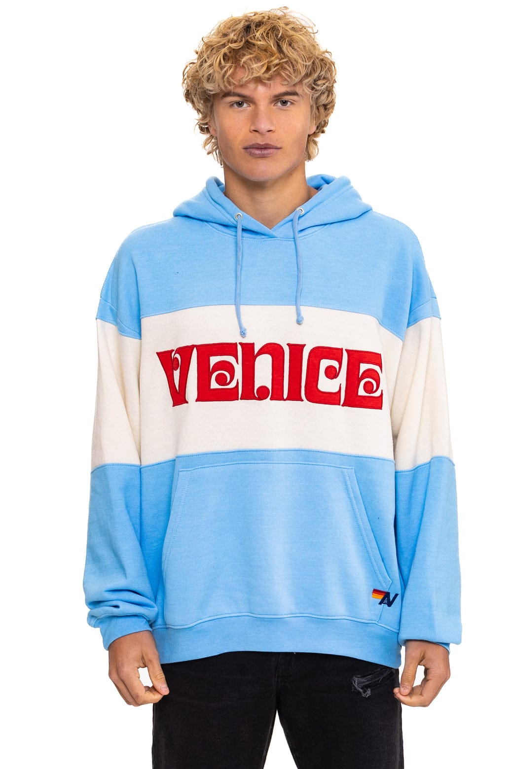 VENICE EMBROIDERY COLOR BLOCK PULLOVER HOODIE RELAXED - SKY VINTAGE WHITE