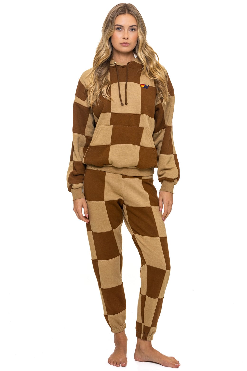 CHECK QUILT RELAXED PULLOVER HOODIE - TAN CINNAMON