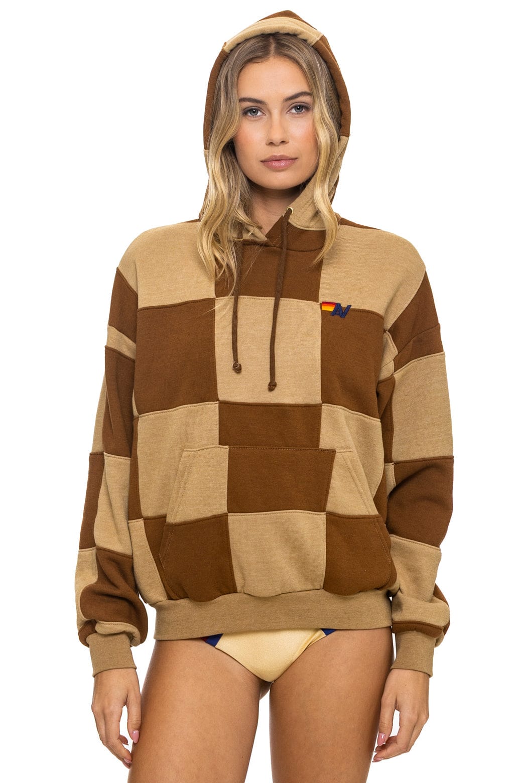 CHECK QUILT RELAXED PULLOVER HOODIE - TAN CINNAMON