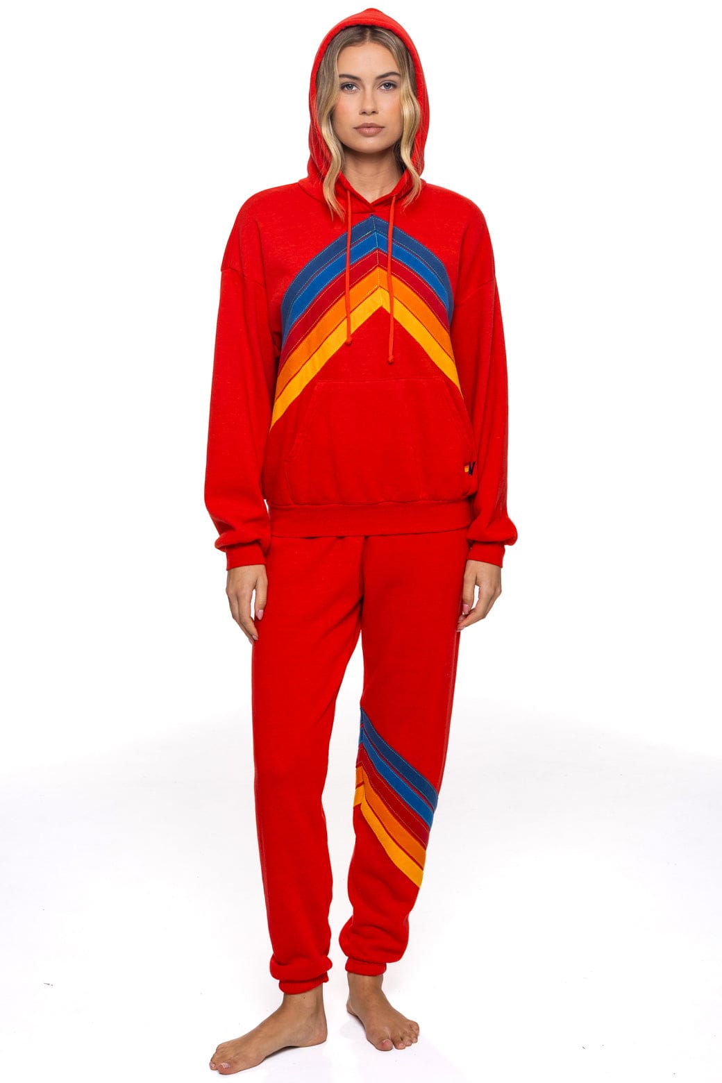 MOUNTAIN STITCH CHEVRON PULLOVER HOODIE RELAXED - RED