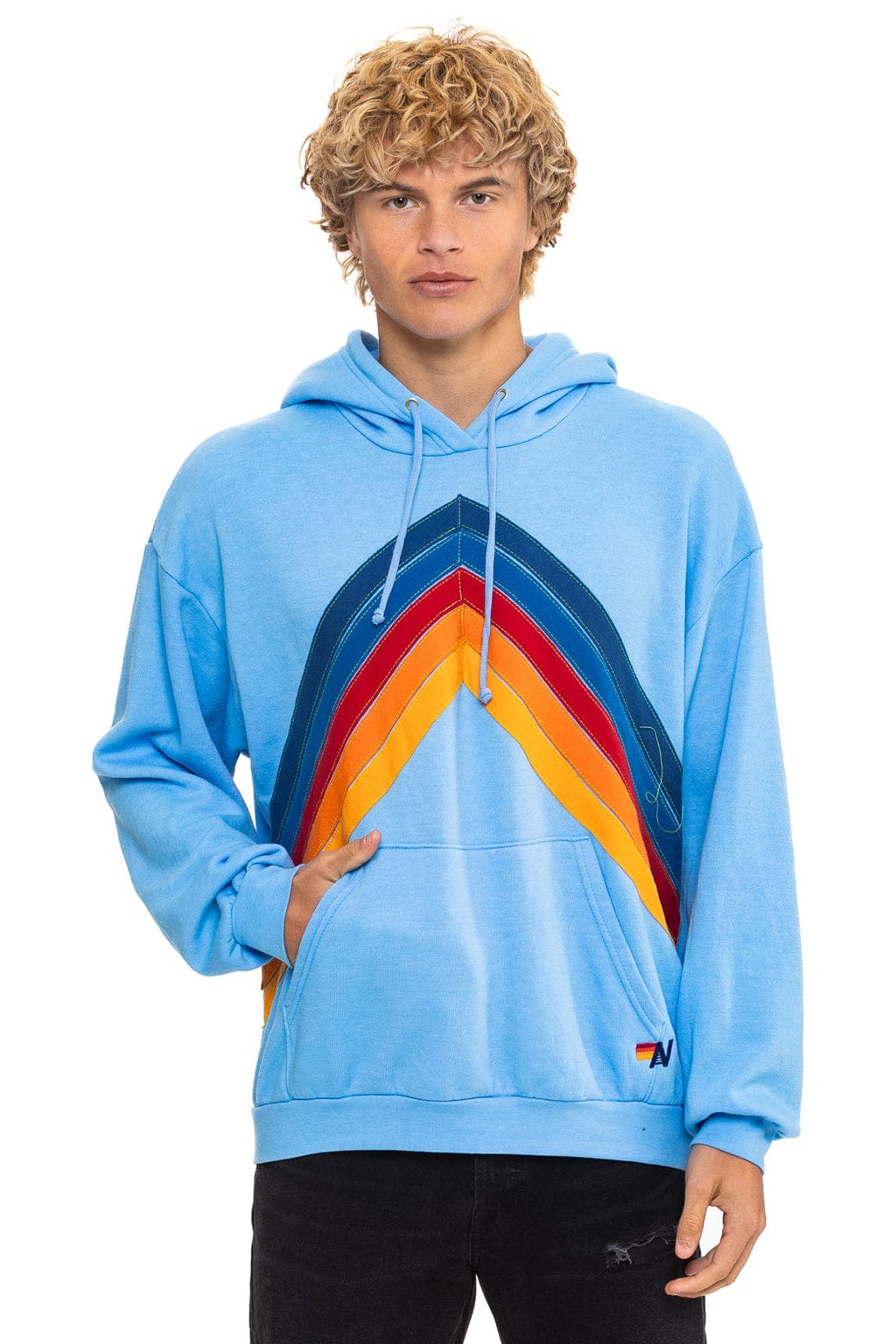 MOUNTAIN STITCH CHEVRON PULLOVER HOODIE RELAXED - SKY