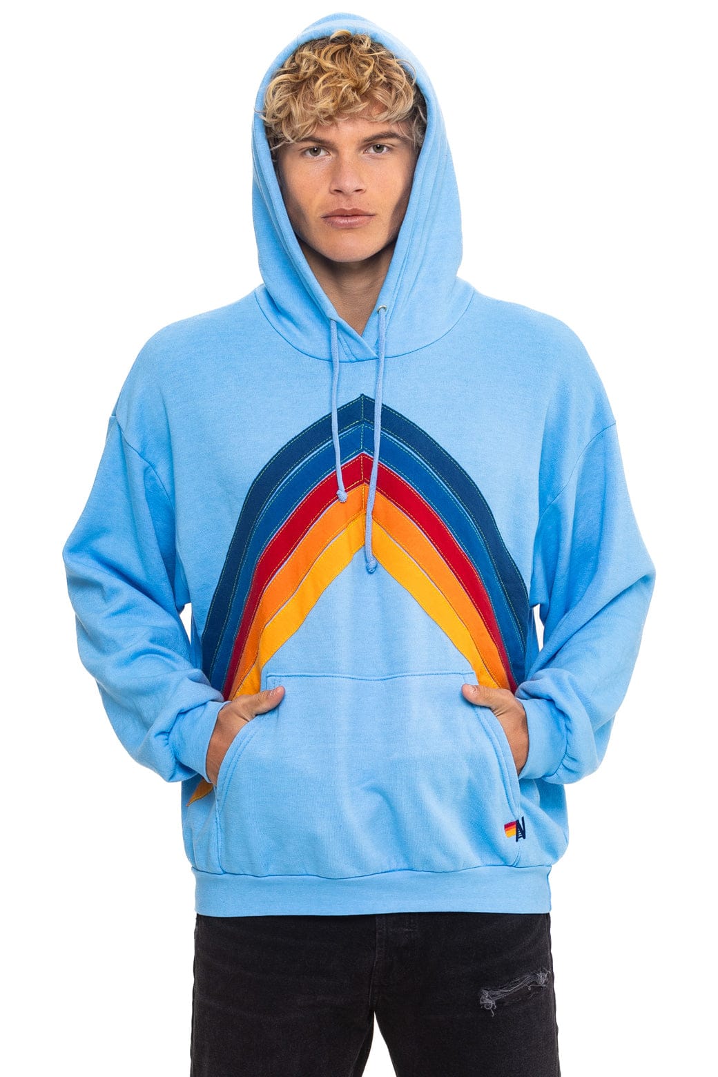 MOUNTAIN STITCH CHEVRON PULLOVER HOODIE RELAXED - SKY