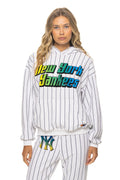 NEW YORK YANKEES PINSTRIPE 2026 RELAXED PULLOVER HOODIE - WHITE NAVY