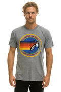 SIGNATURE BROOKLYN TEE - HEATHER GREY