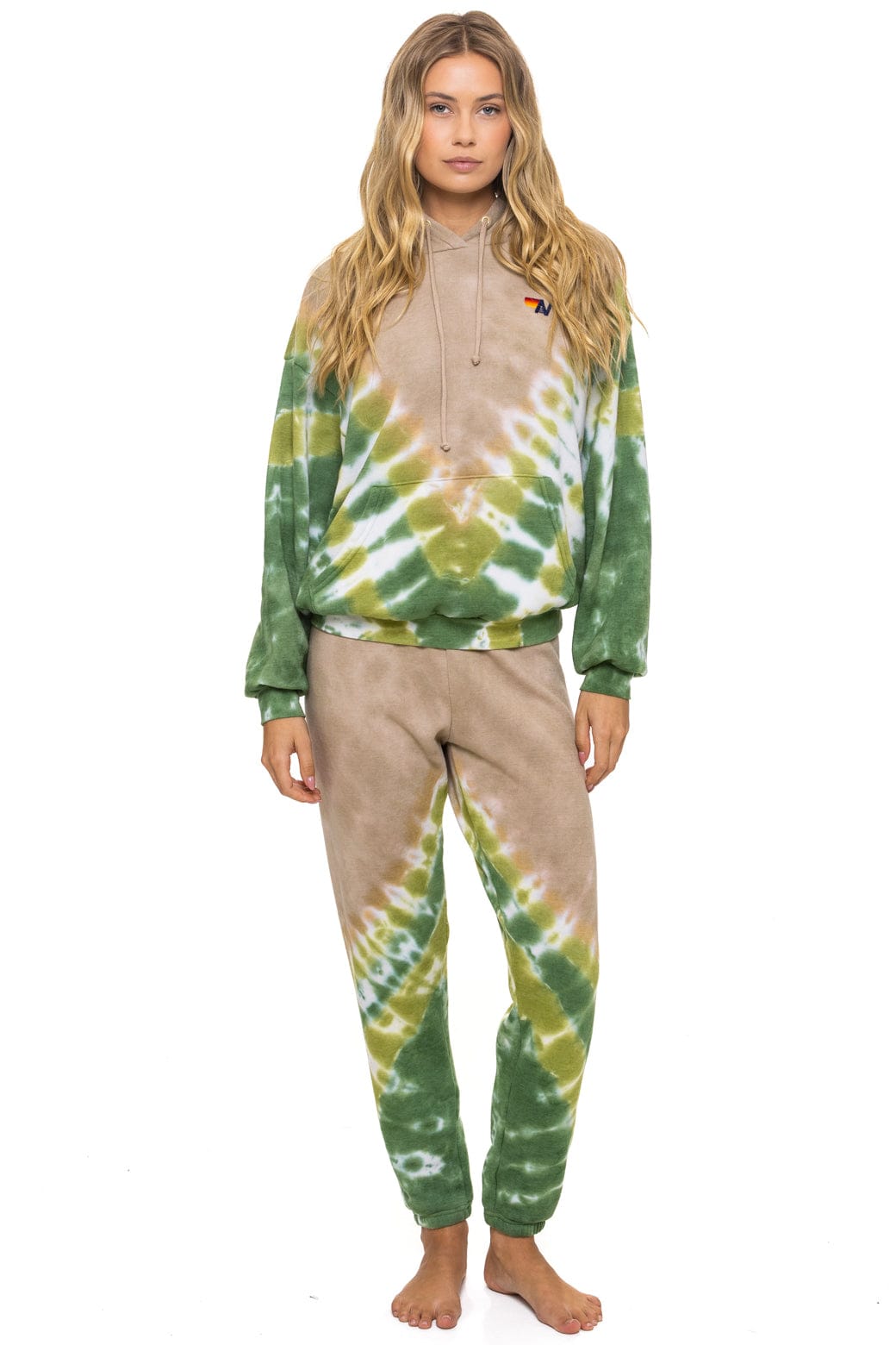 HAND DYED V RELAXED PULLOVER HOODIE - TIE DYE SAND JUNGLE