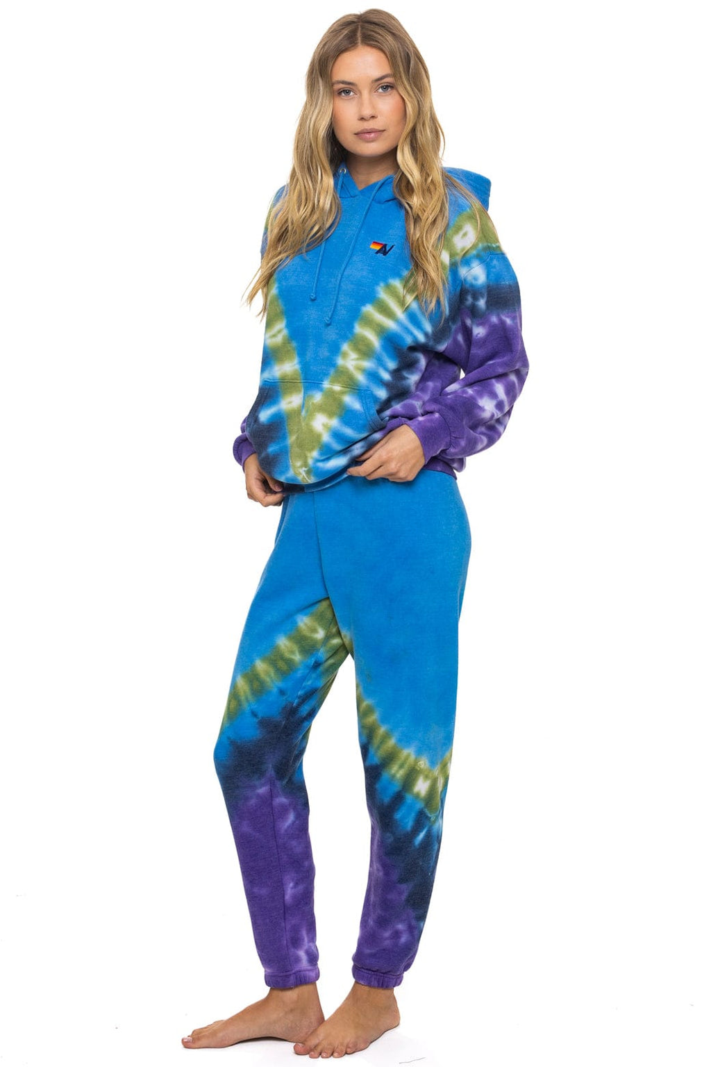 HAND DYED V RELAXED PULLOVER HOODIE - TIE DYE OCEAN PURPLE