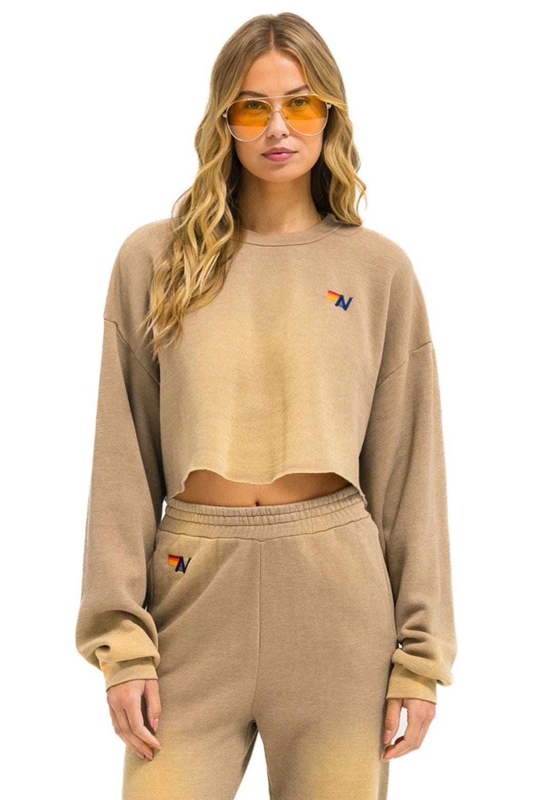 ESSENTIAL CROPPED CREW SWEATSHIRT RELAXED - FADED TAN