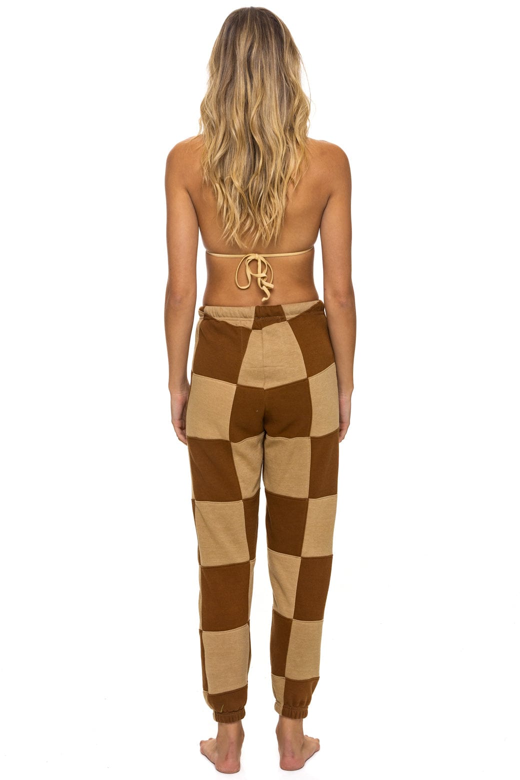 CHECK QUILTED SWEATPANTS - TAN CINNAMON