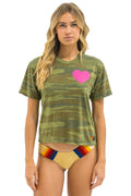 HEART PRINT BOYFRIEND TEE - CAMO NEON PINK