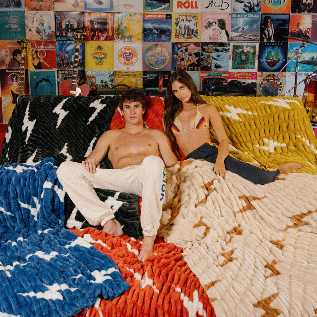 Aviator Nation x Lola Blanket - Blue White Bolt