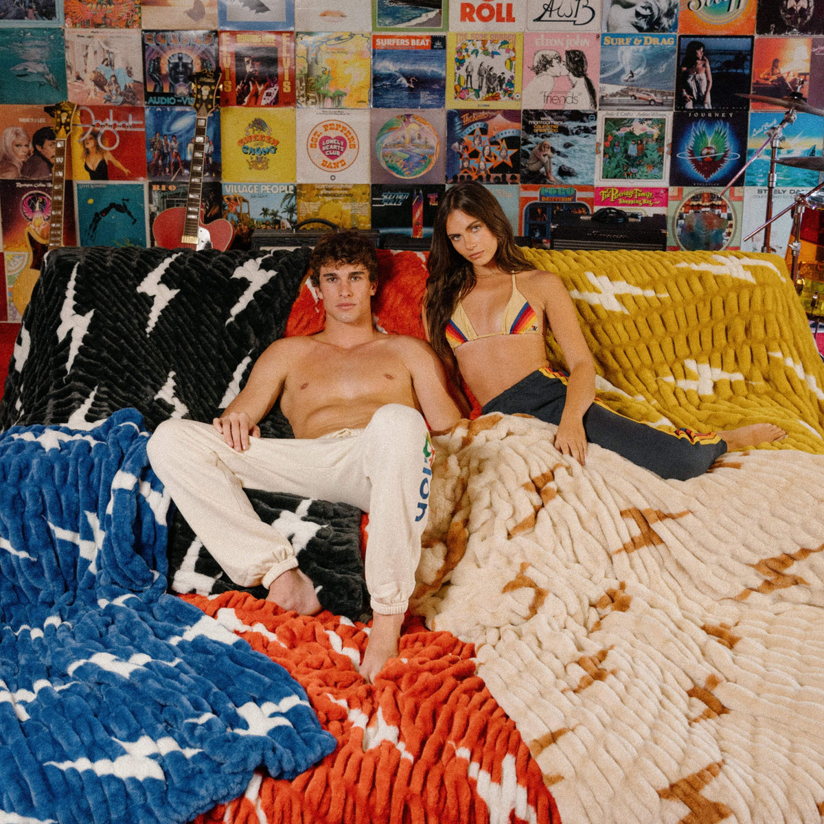 Aviator Nation x Lola Blanket - Blue White Bolt